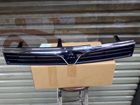 Grill Mitsubishi Lancer Evo 4 CK4