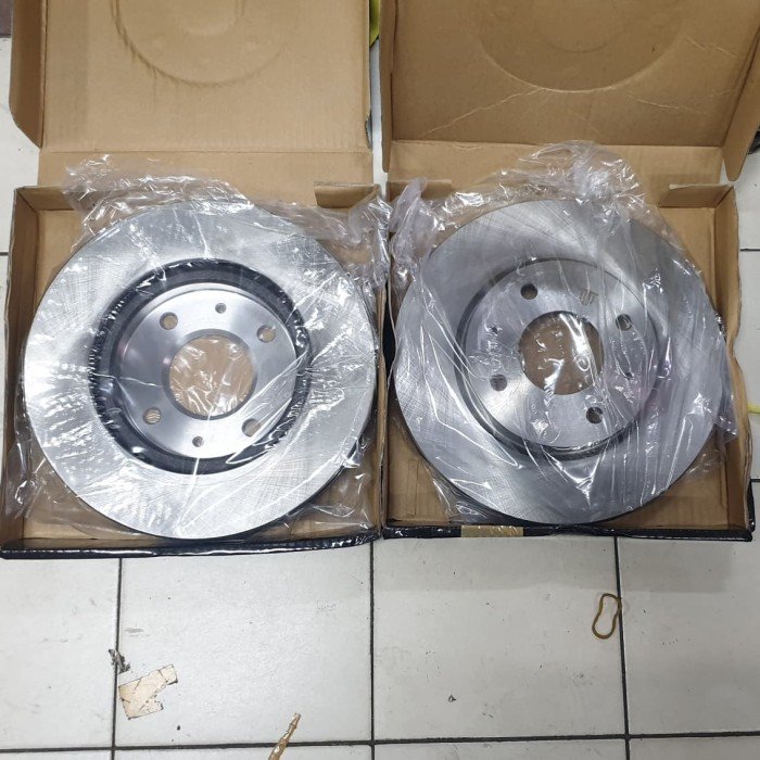Disc Brake Depan Piringan Rem Mitsubishi Lancer Cedia CS5