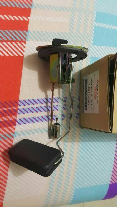 Pelampung Bensin Mitsubishi Lancer SL thn 80 - 84 Asli