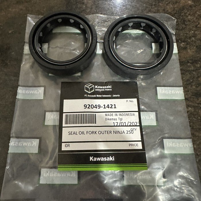 NINJA 250 SEAL SHOCK MOTOR DEPAN SIL 4TAK 4 TAK MONO FI NEW KARBU Z250