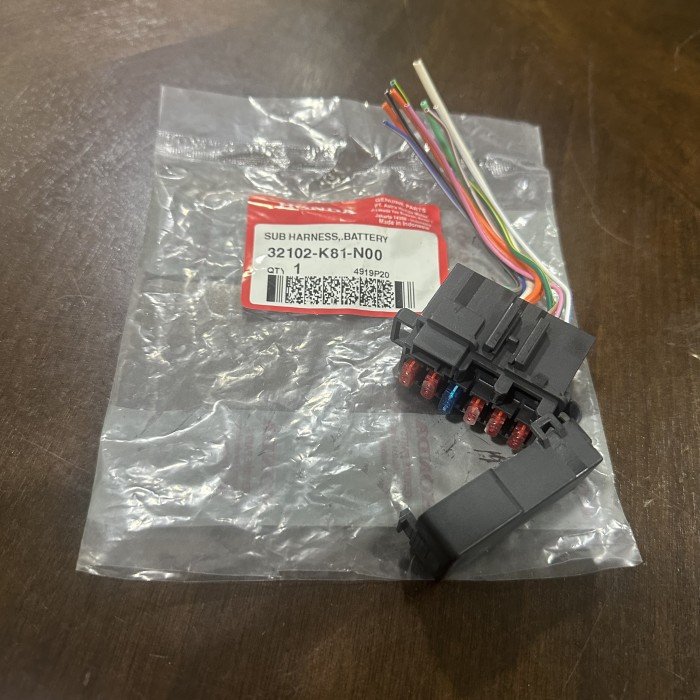 K81 BOX SEKRING RUMAH BATTERY SUB HARNESS MOTOR BEAT FI F1 ESP POP STREET SCOOPY